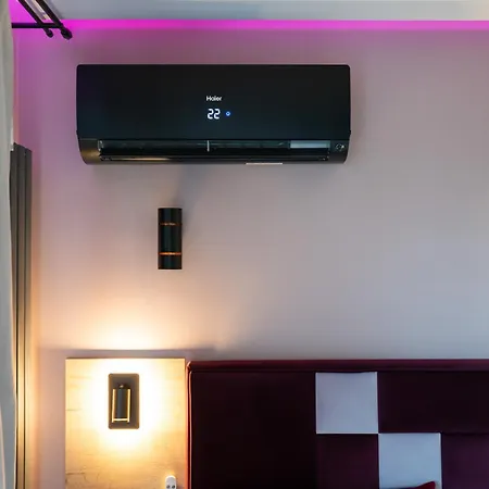 Portovo Private Jacuzzi & Ac By Lion *